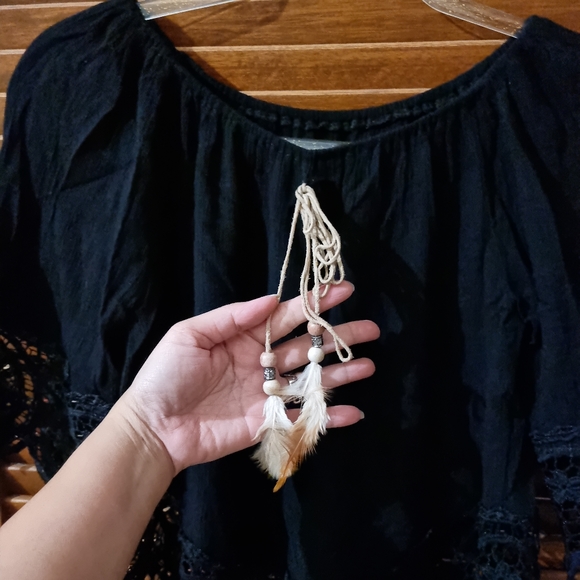 Top - Picture 2 of 4